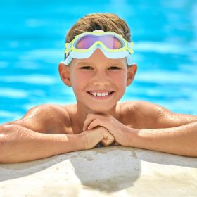 Kids Swim Goggles With Ear Plugs UV Protection Anti-Fog Leak Proof Wide View Pool Swimming Goggles For Youth Boys Girls Aged 3-16 Years Old Summe (Color: Blue_YellowRim)